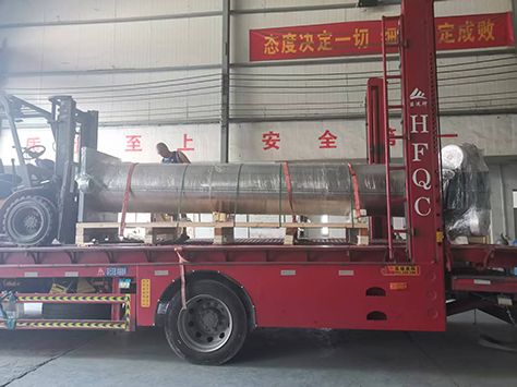 垂直提升机发货