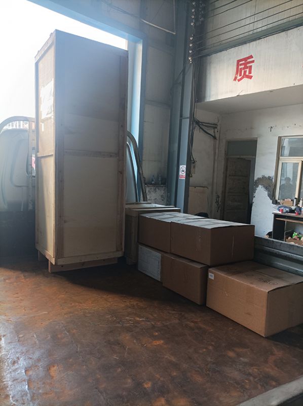 客户定制400型超声波旋振筛加配件发货