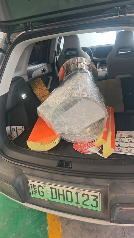 400型旋振筛专车发货