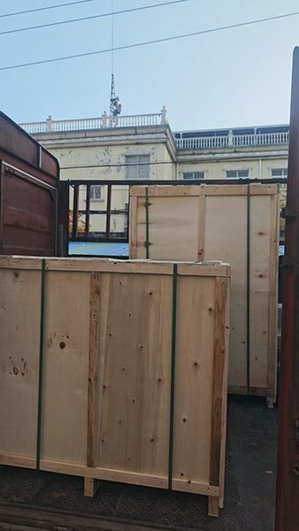 旋振筛、上料机出口发货